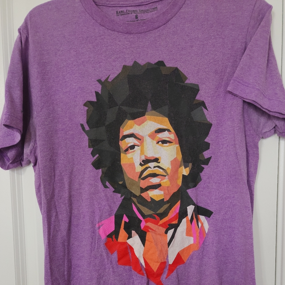 Cute Jimi Hendrix t-shirt! (Small)